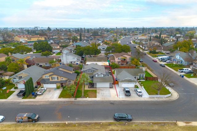 628 Crater Ave, Modesto, CA 95351