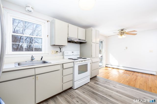 72 Northview Drive, South Windsor, CT 06074