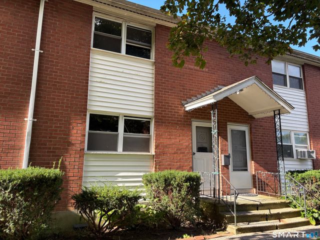 75 Saltonstall Parkway 22, East Haven, CT 06512