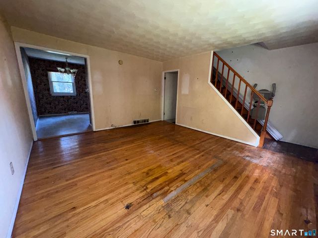75 Saltonstall Parkway 22, East Haven, CT 06512
