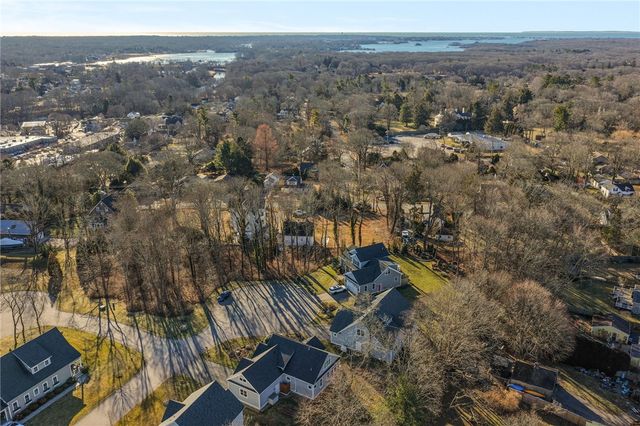 35 Abbey Road, South Kingstown, RI 02879