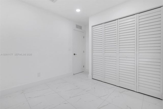 810 SW 14th Ct, Deerfield Beach, FL 33441