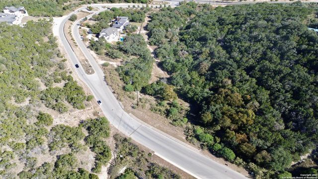 626 Winding Ravine, San Antonio, TX 78258