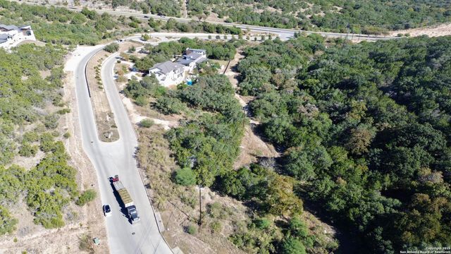 626 Winding Ravine, San Antonio, TX 78258