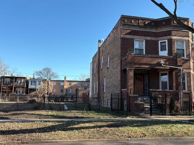 6417 S Rhodes Avenue, Chicago, IL 60637