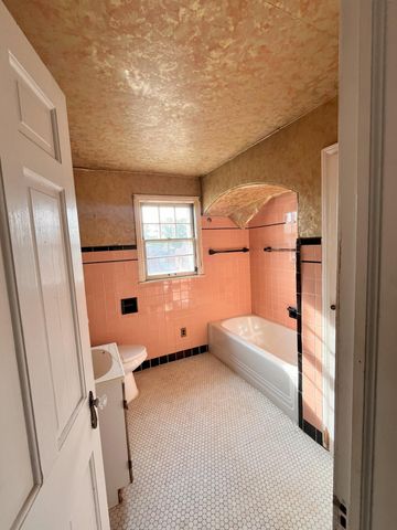 9909 Coyle Street, Detroit City, MI 48227