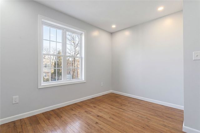 27 Douglas Circle, Smithfield, RI 02828