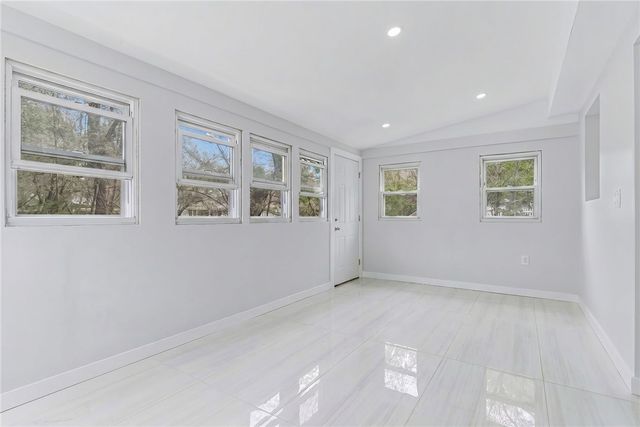 27 Douglas Circle, Smithfield, RI 02828