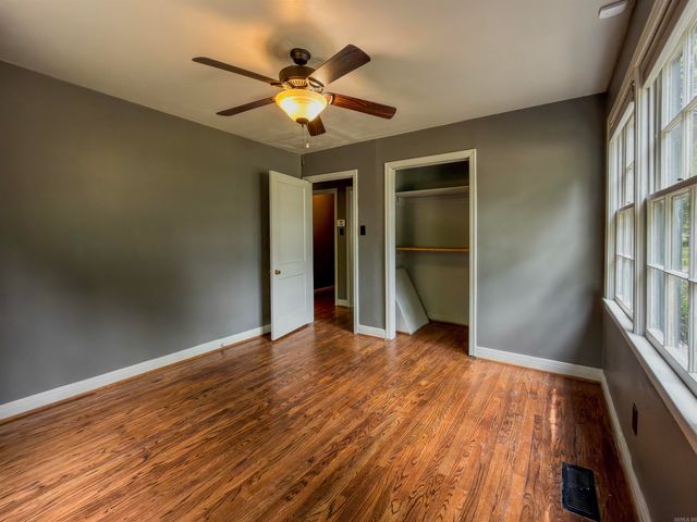 6710 Kavanaugh Pl, Little Rock, AR 72207