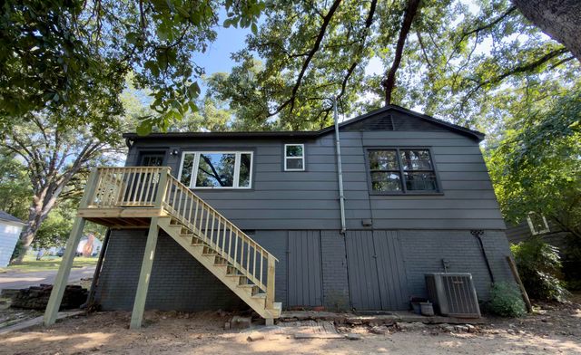 6710 Kavanaugh Pl, Little Rock, AR 72207