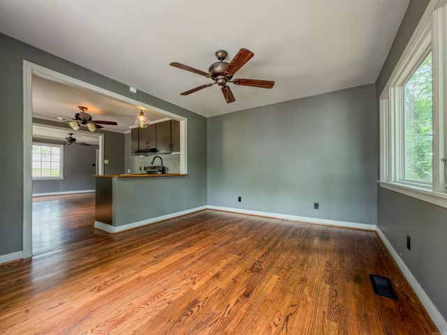 6710 Kavanaugh Pl, Little Rock, AR 72207