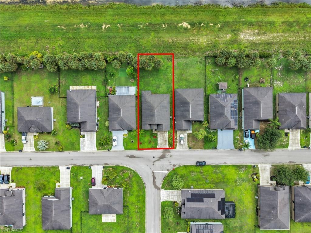 169 Shadow Lakes DR, LEHIGH ACRES, FL 33974 — photo 2