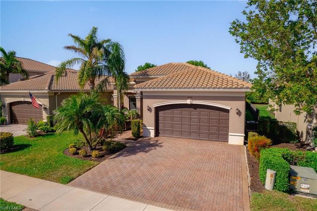2866 Cinnamon Bay CIR, Naples, FL 34119