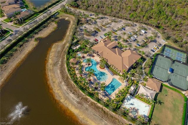 2866 Cinnamon Bay CIR, Naples, FL 34119