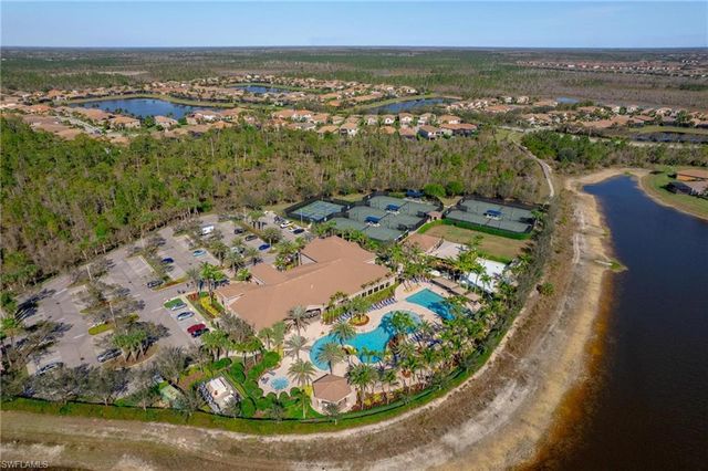 2866 Cinnamon Bay CIR, Naples, FL 34119