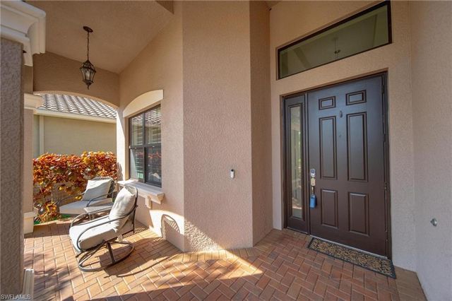 2866 Cinnamon Bay CIR, Naples, FL 34119