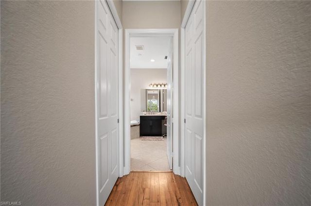 2866 Cinnamon Bay CIR, Naples, FL 34119