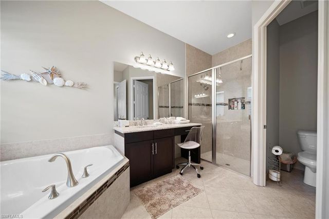 2866 Cinnamon Bay CIR, Naples, FL 34119
