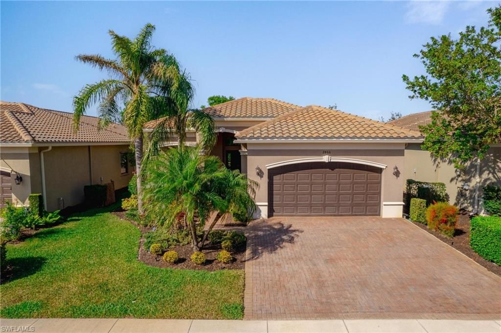 2866 Cinnamon Bay CIR, Naples, FL 34119