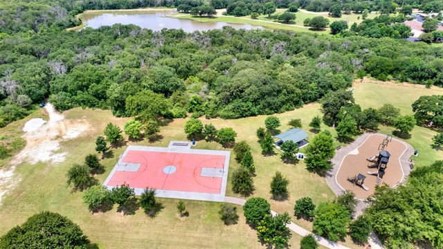 4704 Hammerstein Boulevard, Denton, TX 76210