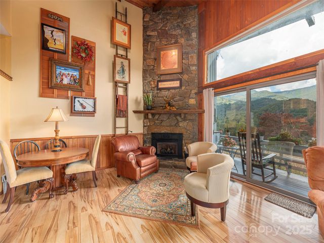 234 Sams Trail, Waynesville, NC 28786