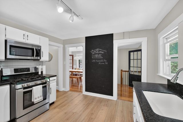 288 Auburndale Ave B, Newton, MA 02466