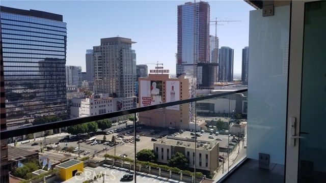 877 Francisco Street 1823, Los Angeles, CA 90017