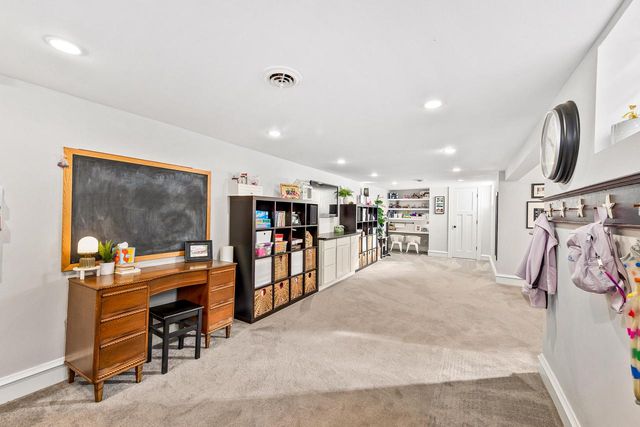 1921 Underwood AVENUE, Wauwatosa, WI 53213