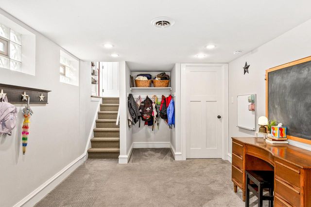 1921 Underwood AVENUE, Wauwatosa, WI 53213