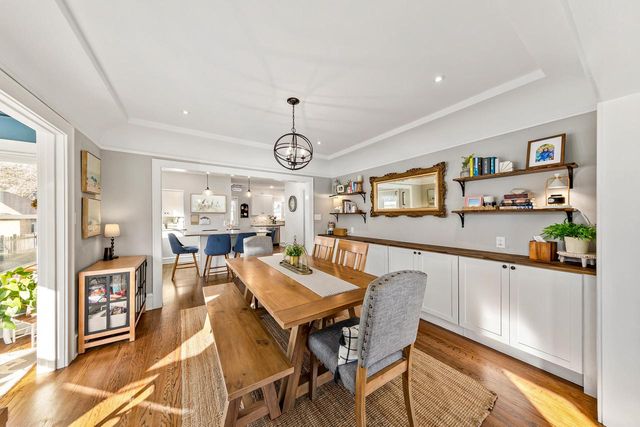 1921 Underwood AVENUE, Wauwatosa, WI 53213