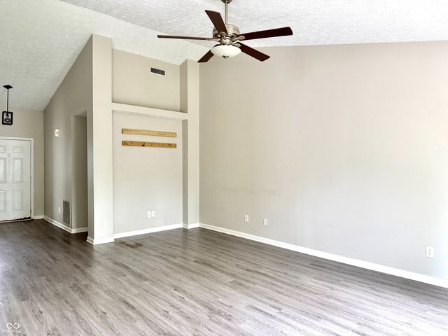 6027 Lakeside Manor Avenue, Indianapolis, IN 46254