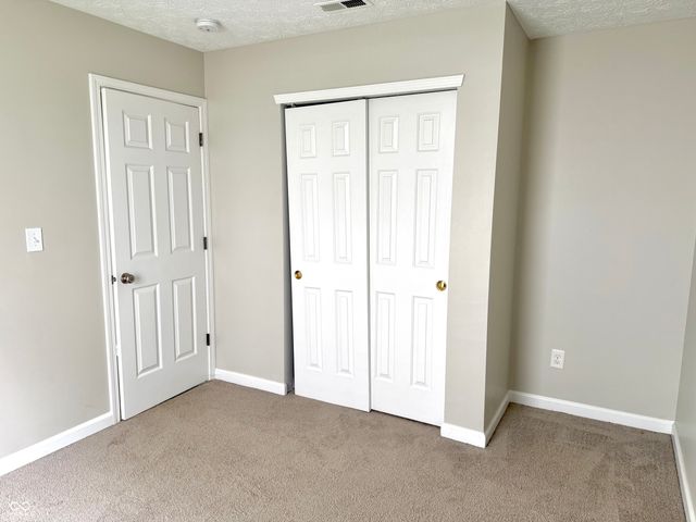 6027 Lakeside Manor Avenue, Indianapolis, IN 46254