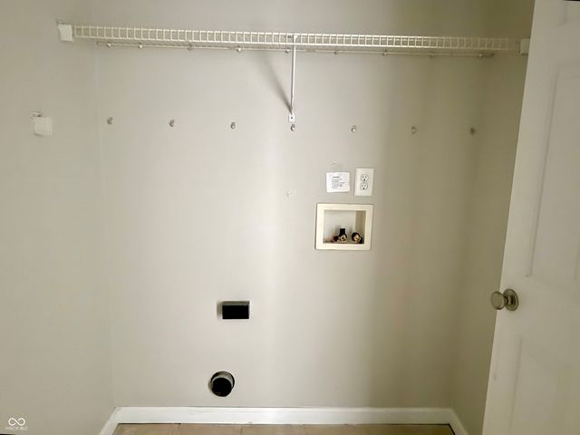 6027 Lakeside Manor Avenue, Indianapolis, IN 46254