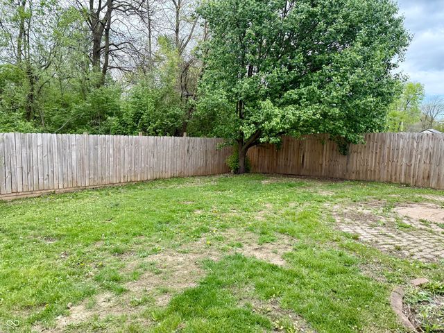 6027 Lakeside Manor Avenue, Indianapolis, IN 46254