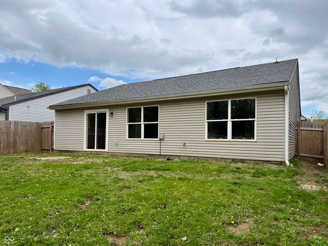 6027 Lakeside Manor Avenue, Indianapolis, IN 46254