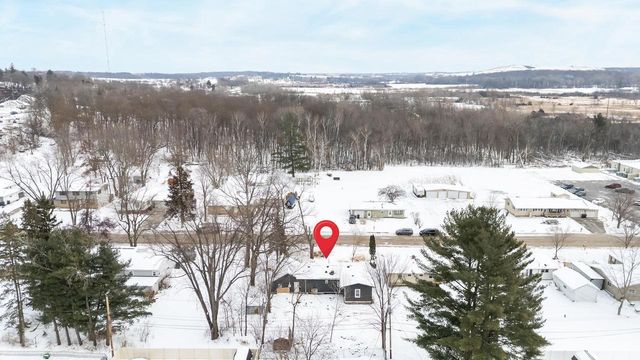 161 S JOHNSON STREET, Berlin, WI 54923