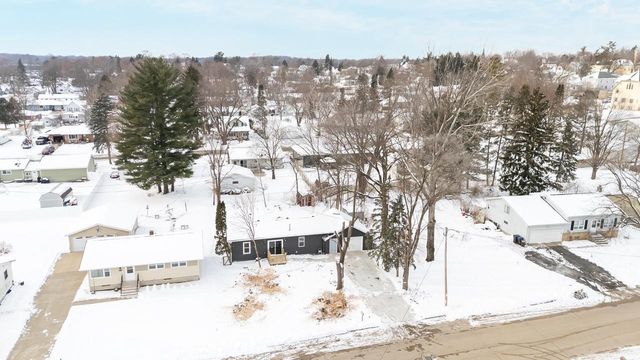 161 S JOHNSON STREET, Berlin, WI 54923