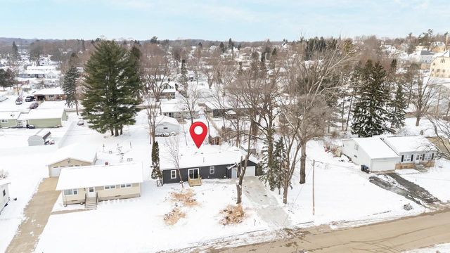 161 S JOHNSON STREET, Berlin, WI 54923