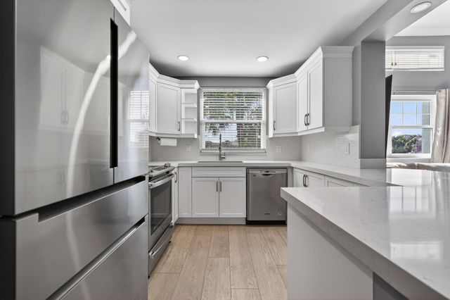 805 Mainsail Circle, Jupiter, FL 33477