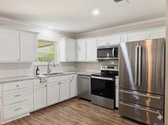 17365 Levern Stafford Rd, Prairieville, LA 70769