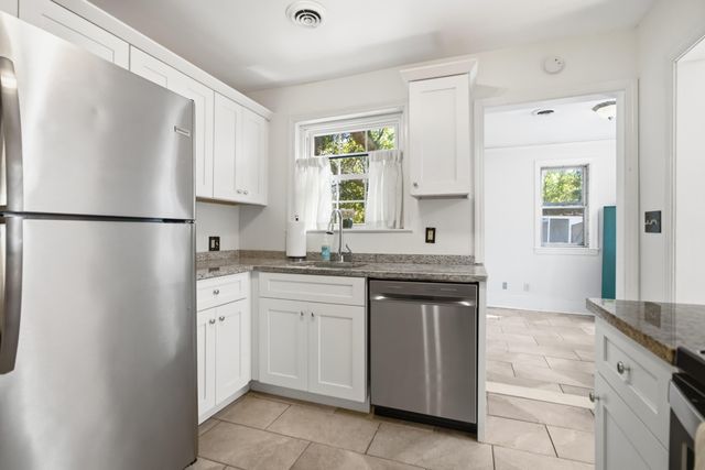 68 Avondale Avenue, Charleston, SC 29407