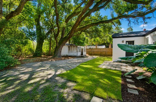 68 Avondale Avenue, Charleston, SC 29407