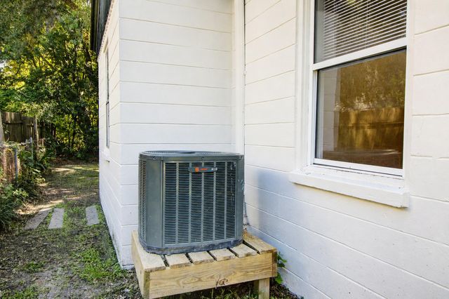 68 Avondale Avenue, Charleston, SC 29407