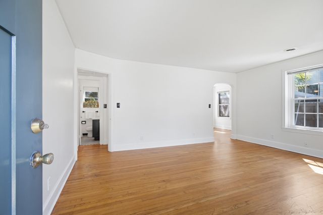 68 Avondale Avenue, Charleston, SC 29407