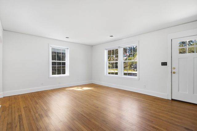 68 Avondale Avenue, Charleston, SC 29407