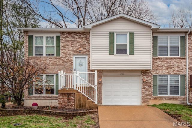 2123 Berrywood Court, Arnold, MO 63010