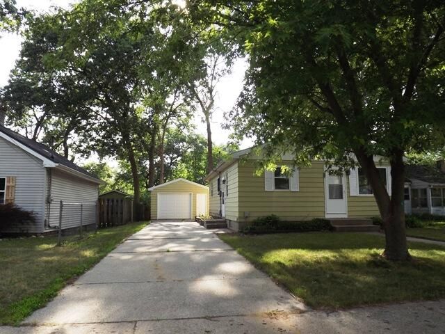3751 Michael Avenue, Wyoming, MI 49509