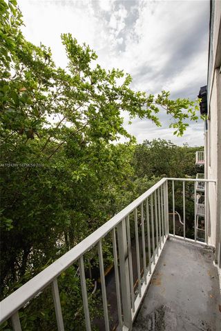 1720 N River Drive 607, Miami, FL 33125