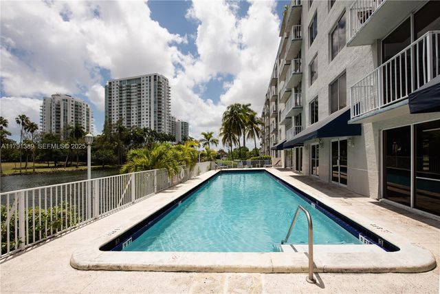 1720 N River Drive 607, Miami, FL 33125