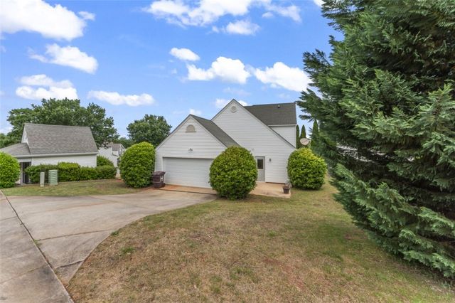 100 Homeplace Drive, Pendleton, SC 29670